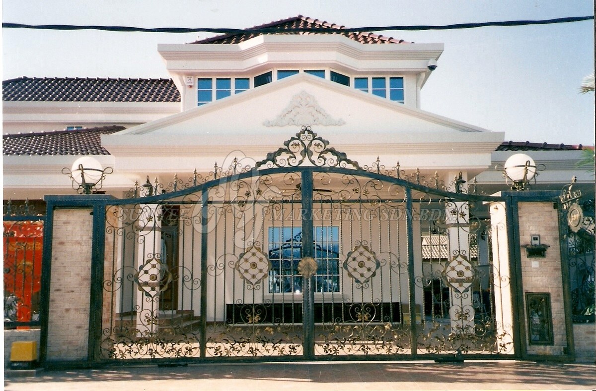 Main Gate